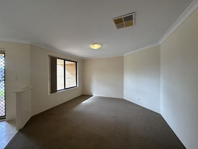 9 Marr Street, Byford WA 6122