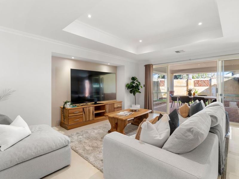 2/127 Manning Road, Manning WA 6152