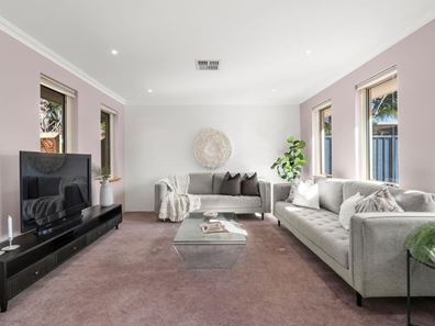 2/127 Manning Road, Manning WA 6152