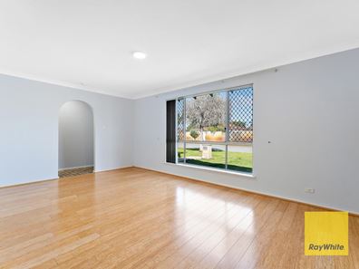 36 Currawong Way, Thornlie WA 6108