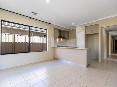 20 Blue Road, Canning Vale WA 6155