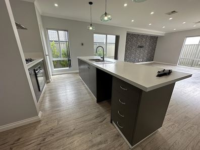 3 Verdigris Loop, Eglinton WA 6034