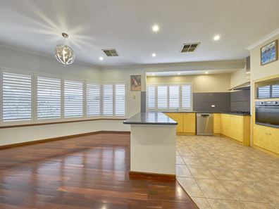 7 Burbank Street, Canning Vale WA 6155