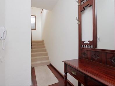 1/9 South Terrace, Como WA 6152