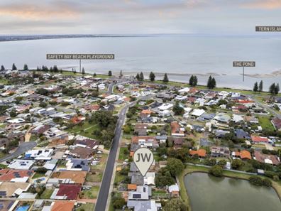 26 Hawker Street, Safety Bay WA 6169