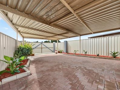 1 Limosa Glade, Warnbro WA 6169