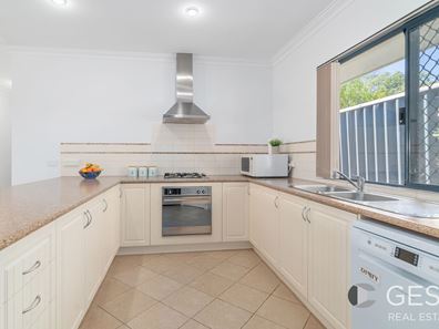 15a Shadwell Court, Caversham WA 6055