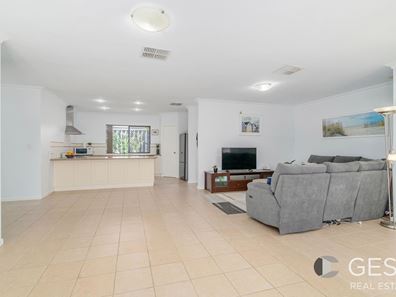 15a Shadwell Court, Caversham WA 6055