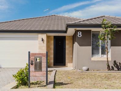 8 Rushbrooke Drive, Wellard WA 6170