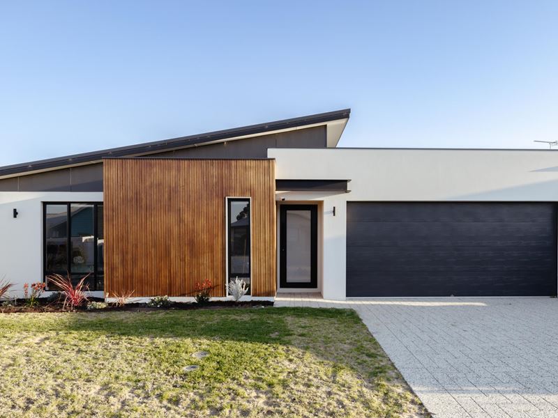 10 Waldorf Road, Dunsborough