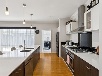15 Palomino Promenade, The Vines WA 6069