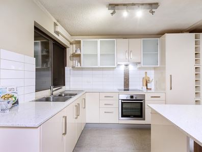 1/203 Labouchere Road, Como WA 6152