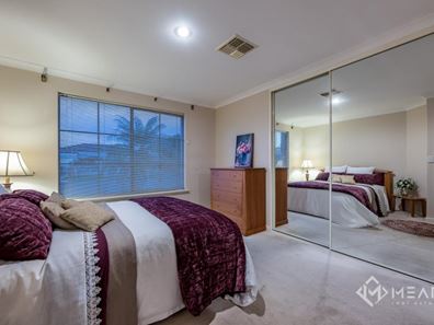 10 Cardiff Gate, Iluka WA 6028
