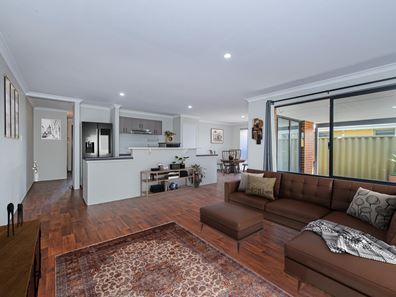 56 Verdant Crescent, Seville Grove WA 6112