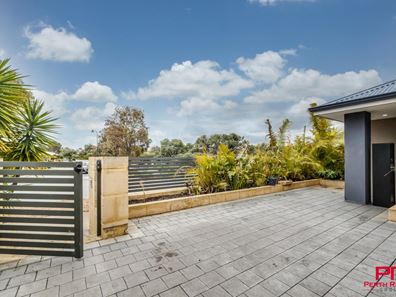 74 Parkland Drive, Yanchep WA 6035