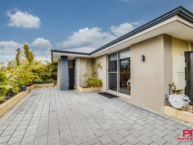 74 Parkland Drive, Yanchep WA 6035