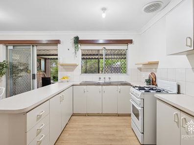 212 Kalamunda Road, Maida Vale WA 6057