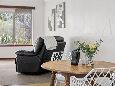 212 Kalamunda Road, Maida Vale WA 6057