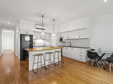 16/2-4 Pensioner Guard Road, North Fremantle WA 6159