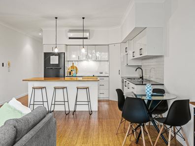 16/2-4 Pensioner Guard Road, North Fremantle WA 6159