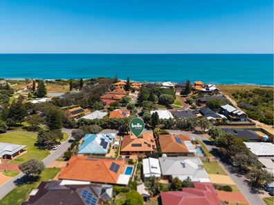 9 Paradise Circuit, Halls Head WA 6210