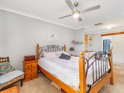 3 Dodds Place, Beechboro WA 6063