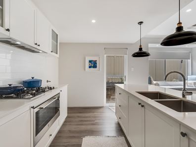 7 Dearden Way, Madeley WA 6065