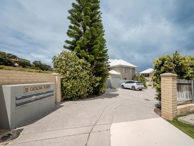 2/12 Catalina Place, Quinns Rocks WA 6030