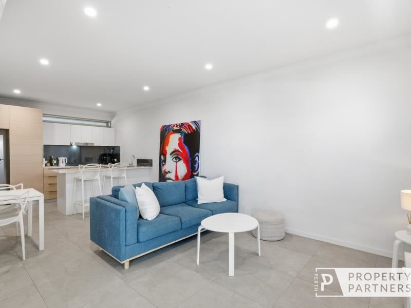 2/46 Filburn Street, Scarborough