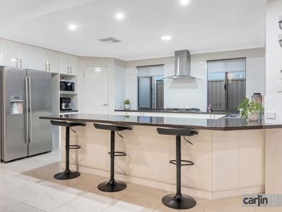 5 Blossom Chase, Aubin Grove WA 6164
