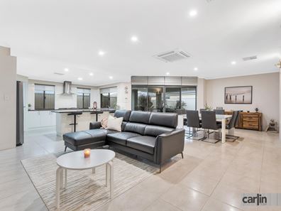5 Blossom Chase, Aubin Grove WA 6164