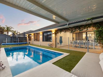 68 Pamplona Boulevard, Port Kennedy WA 6172
