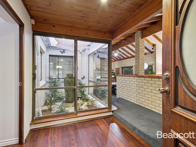 15 Phillips Street, Dianella WA 6059