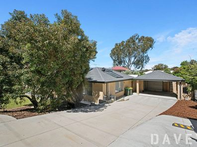 35 Justin Drive, Sorrento WA 6020