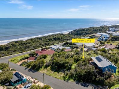 7 Sunset Close, Peppermint Grove Beach WA 6271