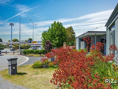 6 Duet Place, Banksia Grove WA 6031