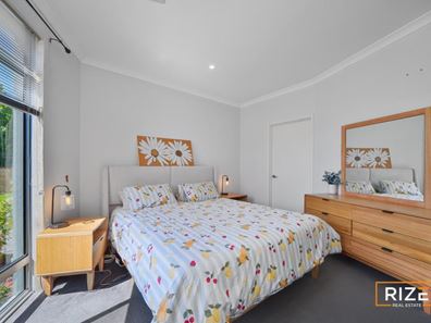 6 Duet Place, Banksia Grove WA 6031