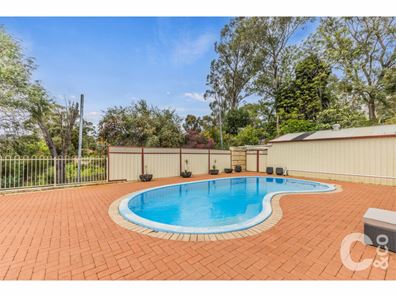 4 Farrier Court, Wellard WA 6170