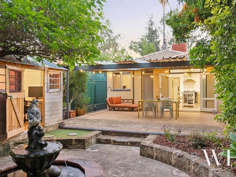 90 Samson Street, White Gum Valley WA 6162