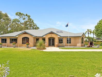 55 Henley Street, Henley Brook WA 6055