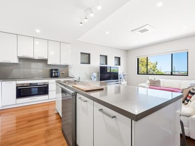 1/11 Phelps Street, Beresford WA 6530