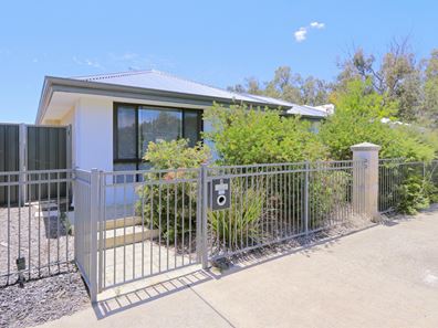 4 Lukin Loop, Pinjarra WA 6208