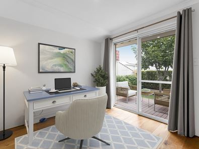 15 Livorno Approach, Coogee WA 6166