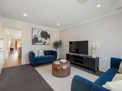 4 Miami Lane, Clarkson WA 6030