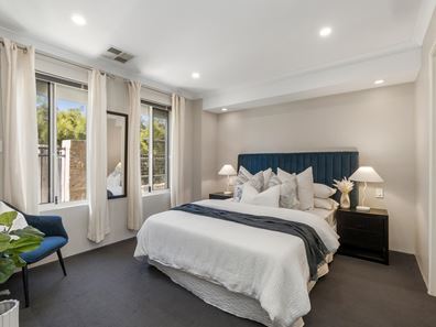 4 Miami Lane, Clarkson WA 6030