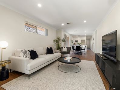 4 Miami Lane, Clarkson WA 6030