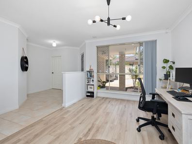 2/110 Bessell Avenue, Como WA 6152