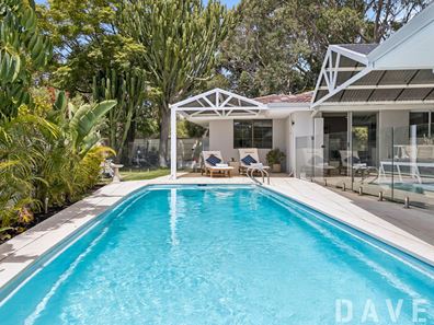 4 Carbridge Way, Duncraig WA 6023