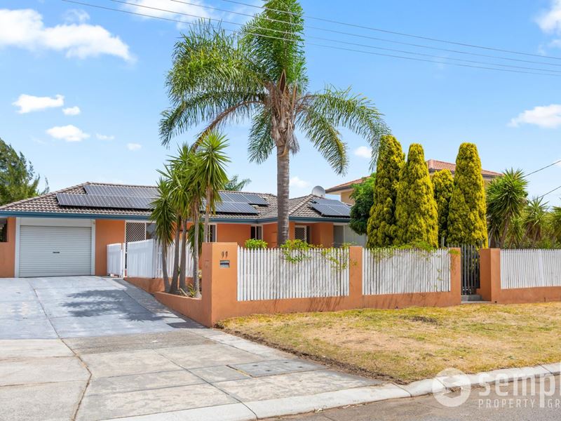 11 Bardfield Way, Gosnells WA 6110
