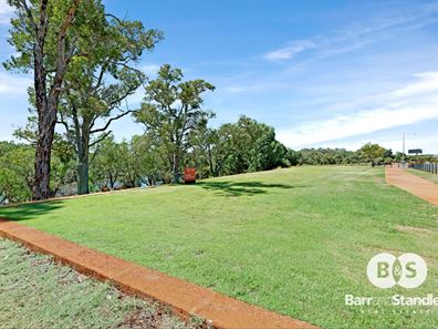 43 Hazelgrove Crescent, Millbridge WA 6232